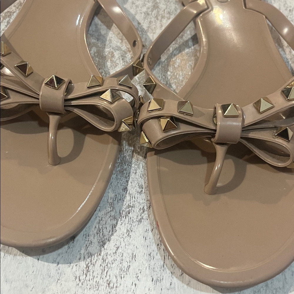Valentino Garavani studded jelly Nude Sandals Gold Studs size 41 - Picture 6 of 6
